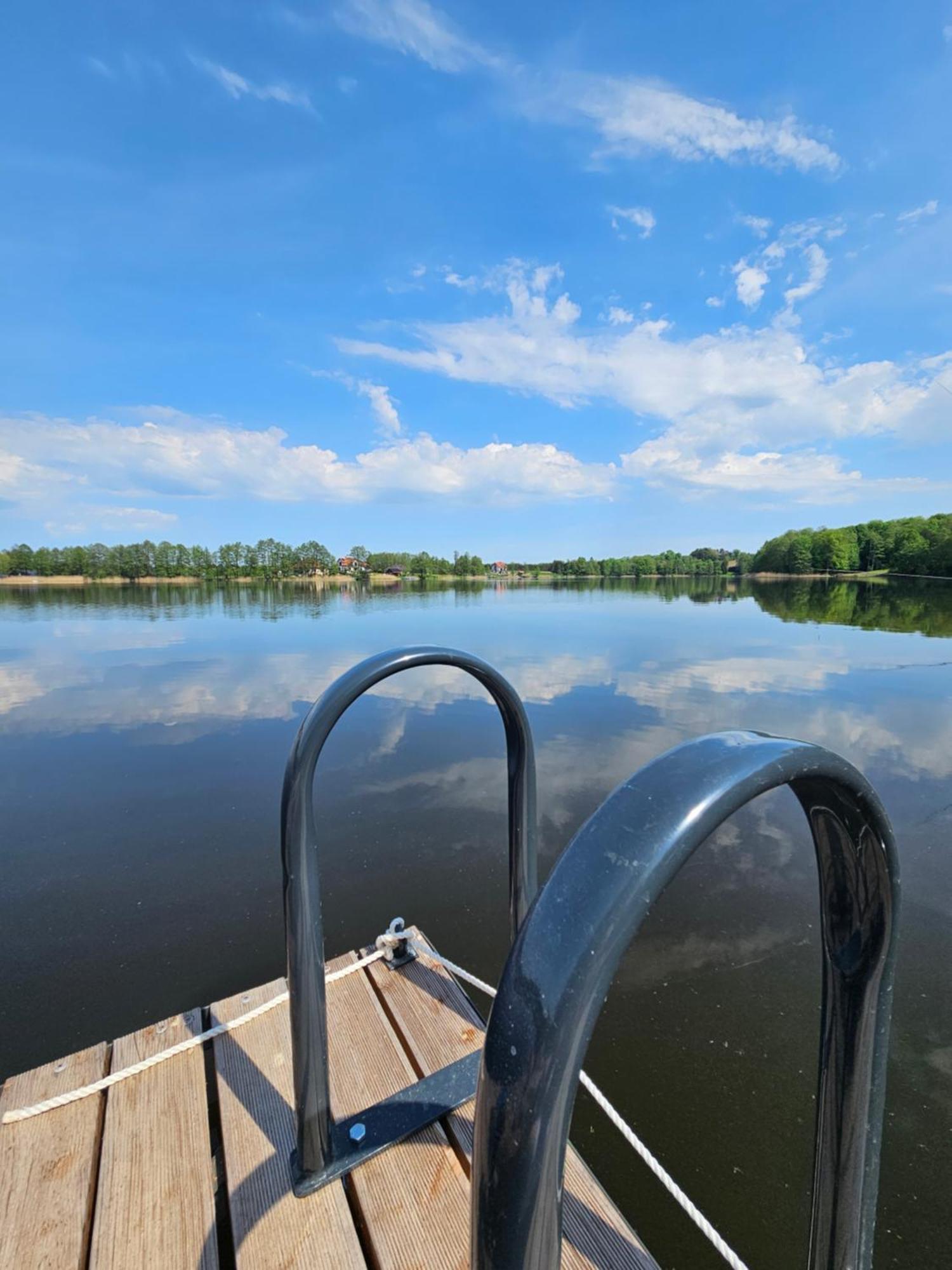 Lepaki Lake Moldzie Dış mekan fotoğraf